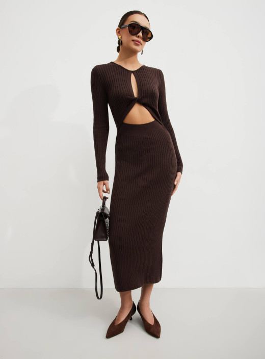 Dress with a twist on the chest chocolate