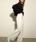 Milk trousers of a loose cut LU