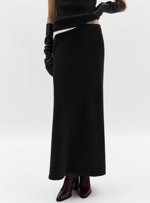 Юбка макси прямого кроя Нидея черная