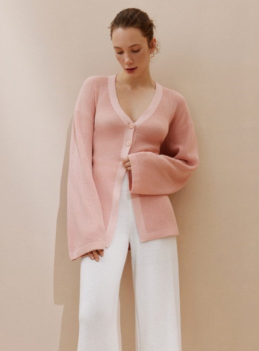 Силуэтный кардиган на пуговицах Элис пудра