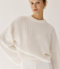 Свитер объемного кроя Comfort молоко