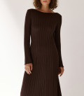 Платье с акцентным вырезом на спине Flow шоколад