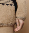 Symbol: Sweater made of fluffy yarn with ornament Caramel + Black
