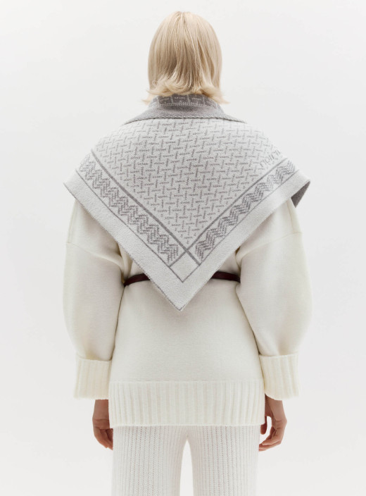 Платок с орнаментом Hustka молоко