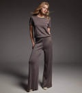 Jane-Moss trouser set with T-shirt cappuccino