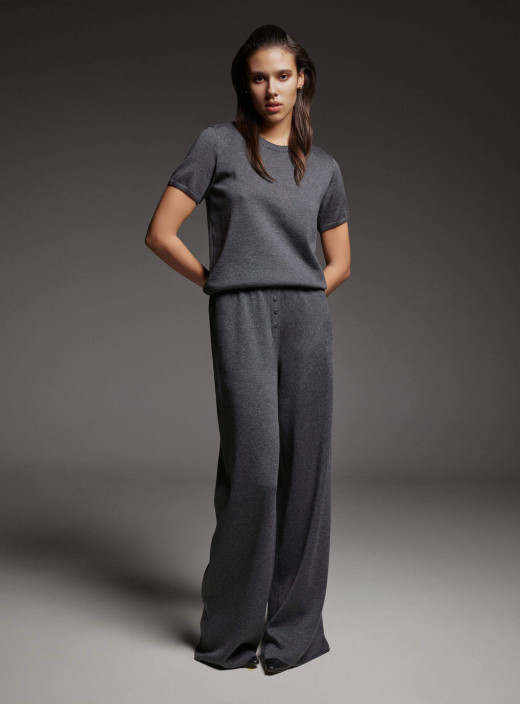Jane-Moss trouser set with T-shirt graphite