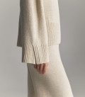 Vivienne-Nidea winter sweater and trousers set in light beige