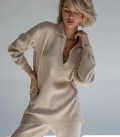 Suit jumper polo free cut with straight trousers from thick jersey cream