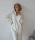 Suit jumper polo free cut with straight trousers from thick jersey milk