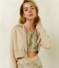 Cardigan with a print of Leaves cream