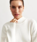Oversized sweater with milk slits