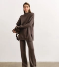 Straight trousers from dense jersey cappuccino