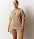Polo jumper with a textured collar beige