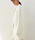 Long cardigan made of fluffy yarn with a textured pattern Ellin milk