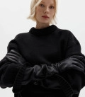 Sweater with cuffs Nidea black