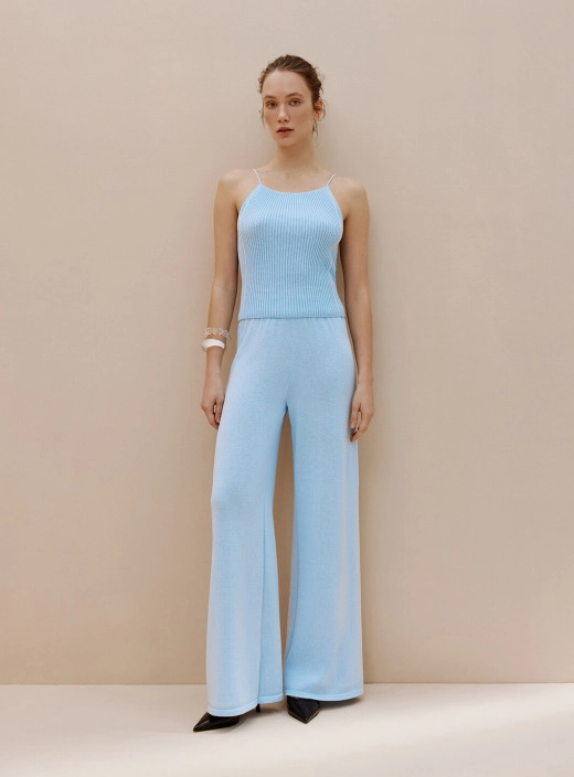 Pants of a free style light blue