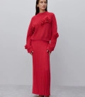 Sweater decorated with voluminous flowers Rose red