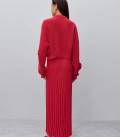 Sweater decorated with voluminous flowers Rose red