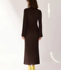 Secret Dress with slits on the sleeves chocolate