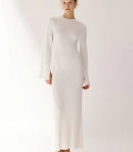 Secret Dress with slits on the sleeves milk