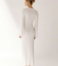 Secret Dress with slits on the sleeves milk