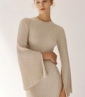 Secret Dress with slits on the sleeves ivory