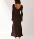 Flow dress with an accent neckline on the back chocolate