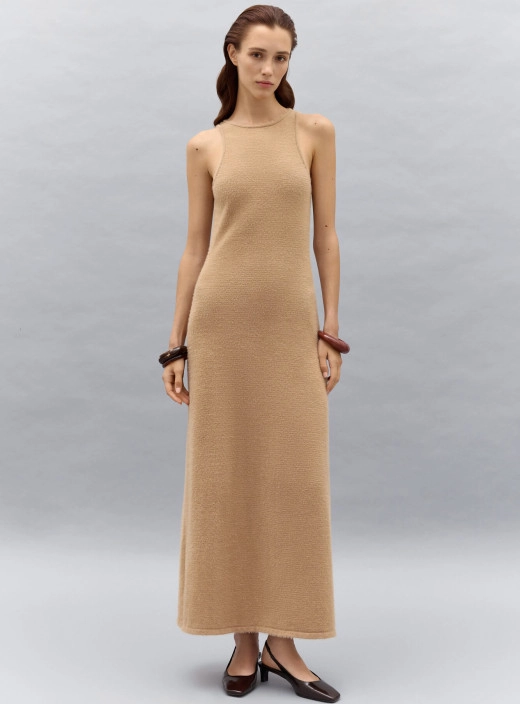 Maxi dress made of fluffy yarn Touch caramel