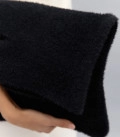 Сумка клатч из пушистой пряжи Soft Clutch черная