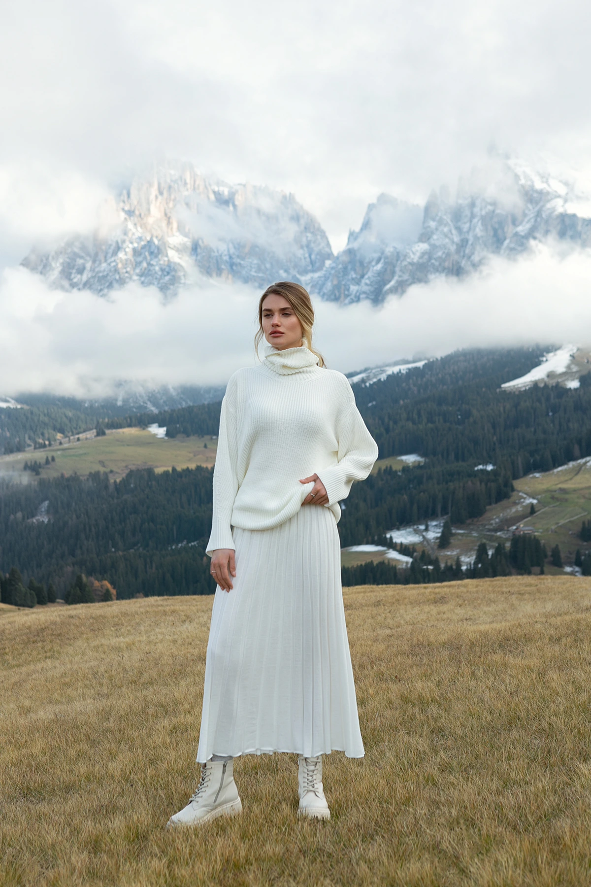 Long Skirt in Cream by 25 UNION