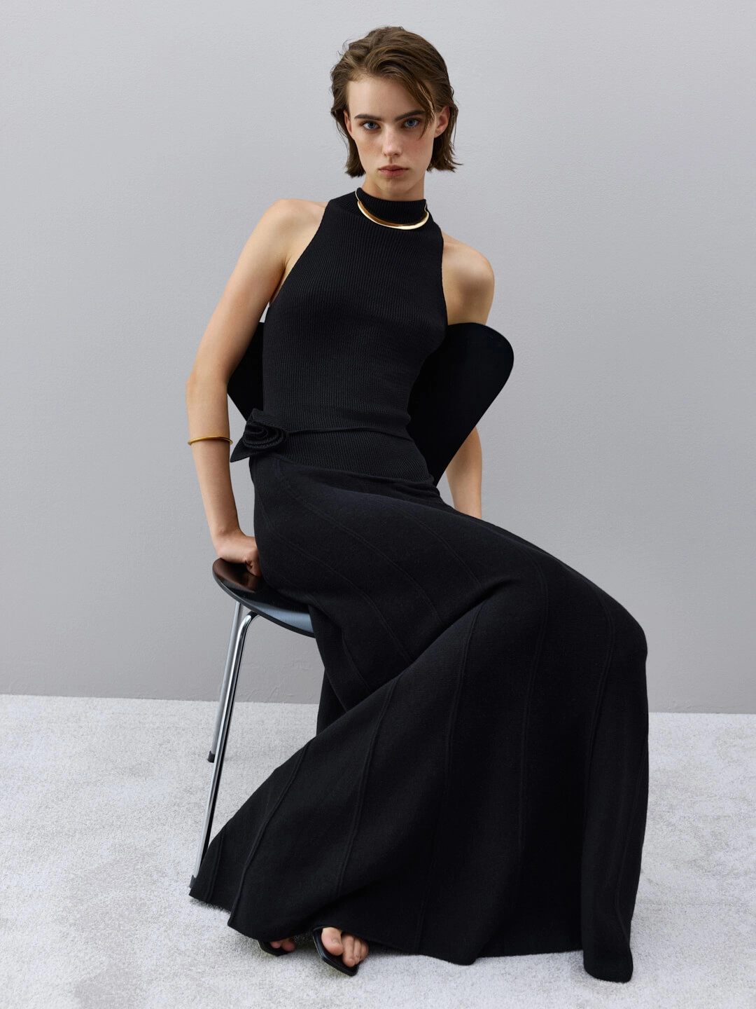 Elegant dress for inverted triangle body shape, 25 Union Kazakhstan