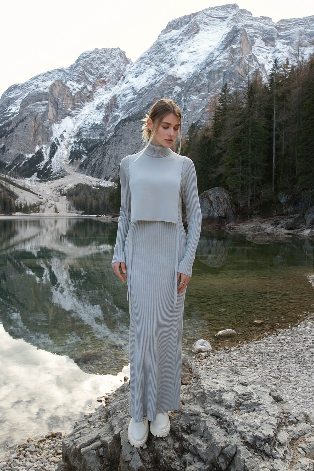 Серая манишка от 25 Union