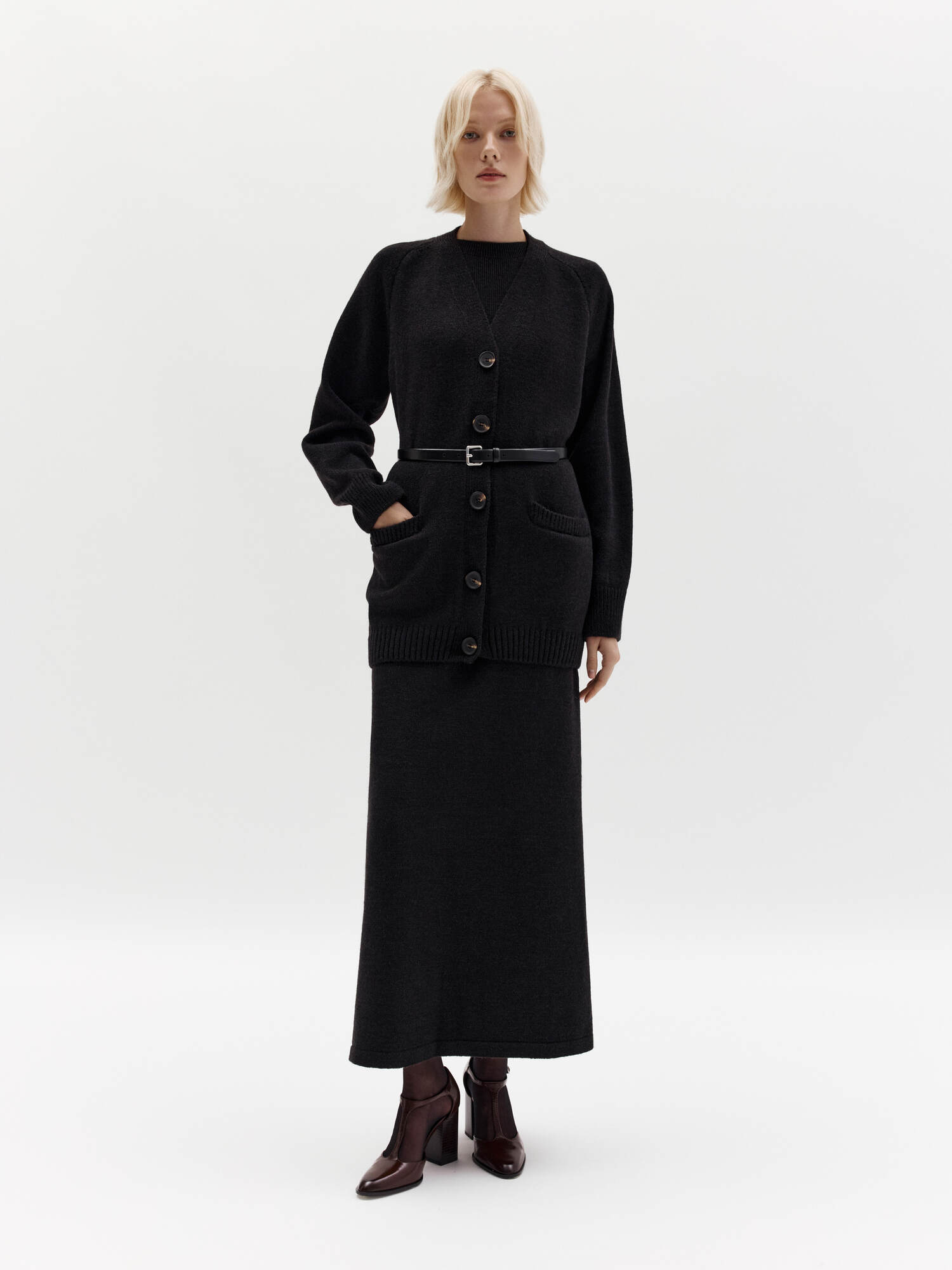 Warm wool three-piece suit with a skirt, tank top, and cardigan, 25 Union Kazakhstan photo