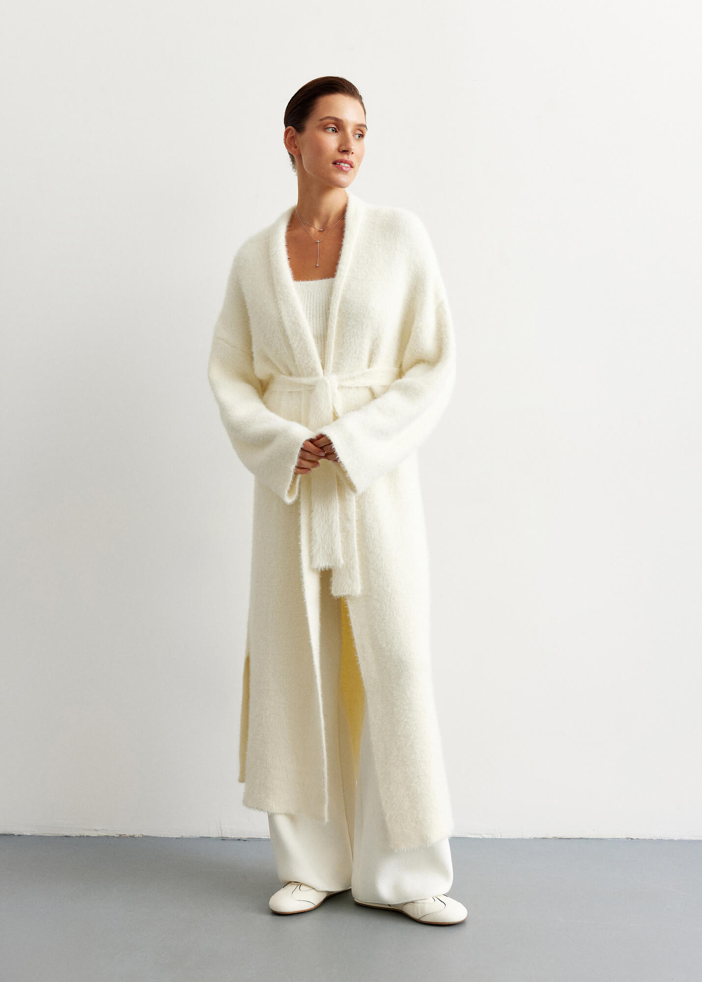 Удлиненный кардиган-пальто в молочном цвете от 25 Union